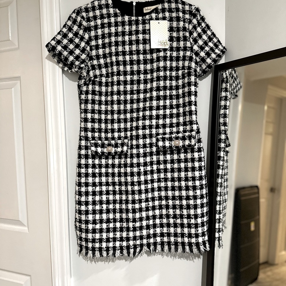 🖤🤍NWT”Houndstooth Tweed Mini Dress